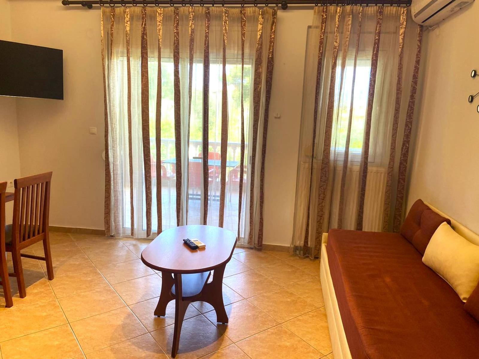 Apartment Eleonas Nea Moudania
